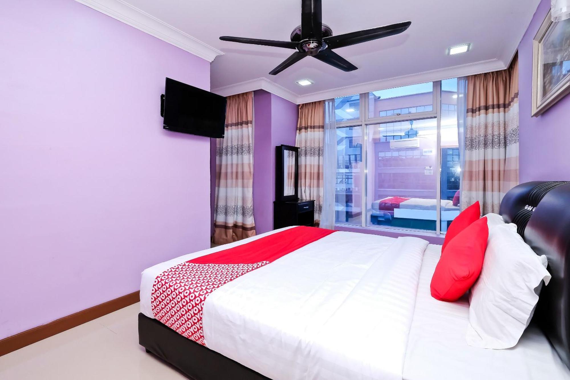 Oyo 714 Arina Hotel Bangi Exterior photo