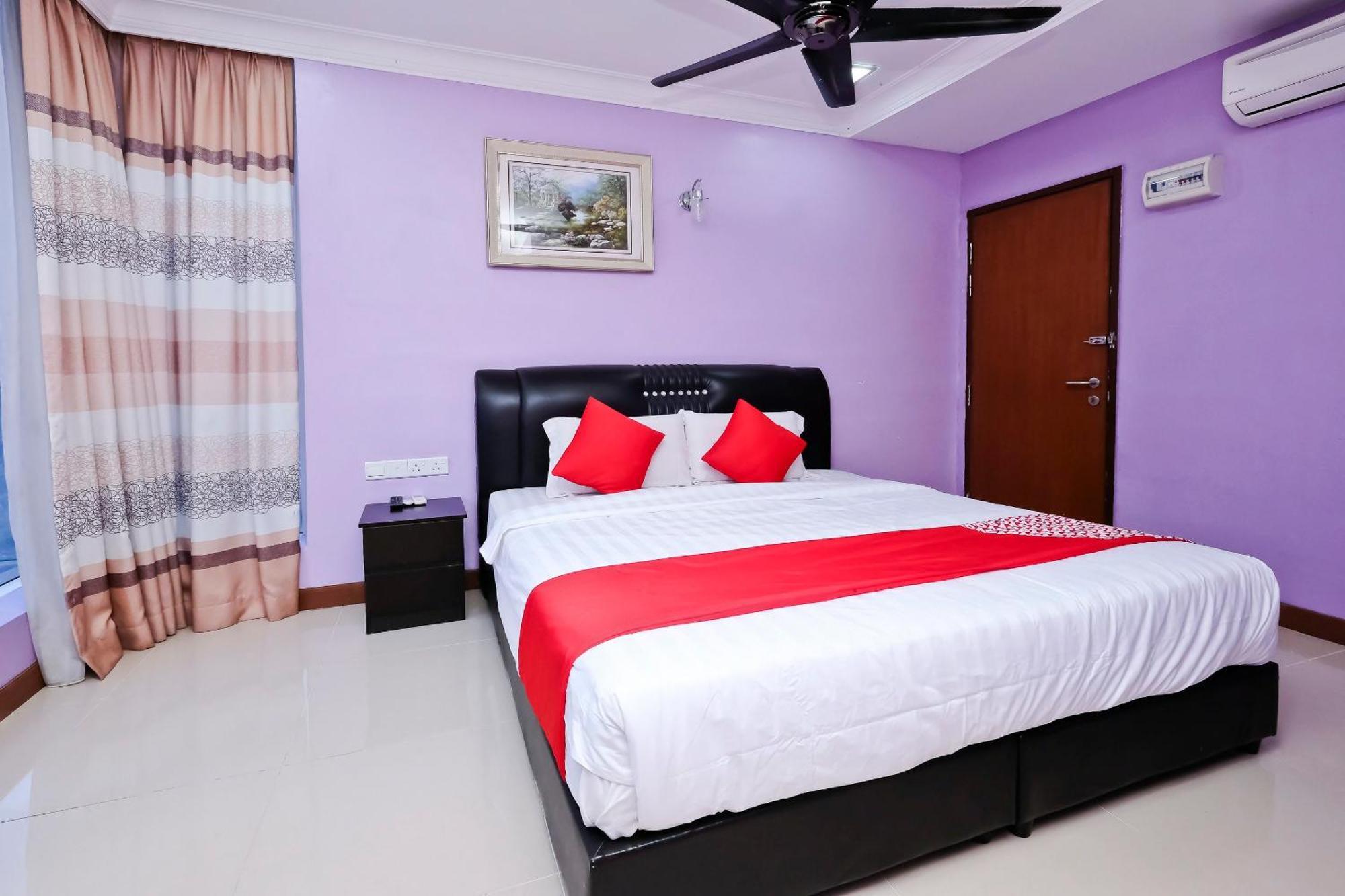 Oyo 714 Arina Hotel Bangi Exterior photo